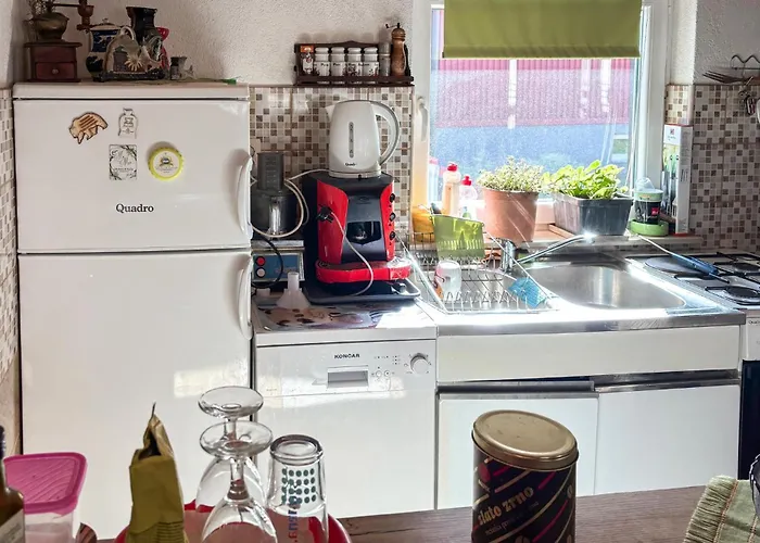 1 Bedroom Gorgeous In Crni Lug